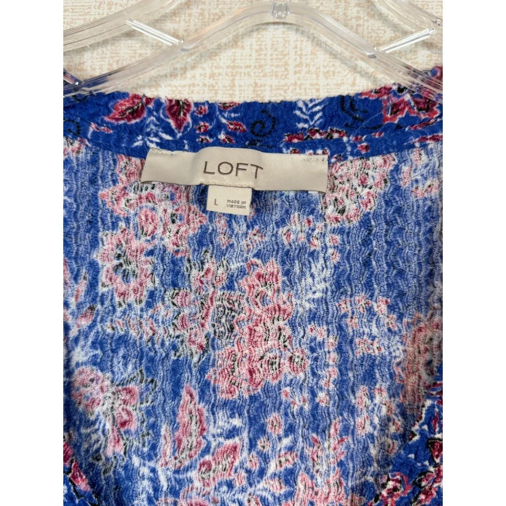 LOFT Women Blue Floral V-Neck Puff Ruched Sleeve Crinkle Blouse Top •L• Romantic